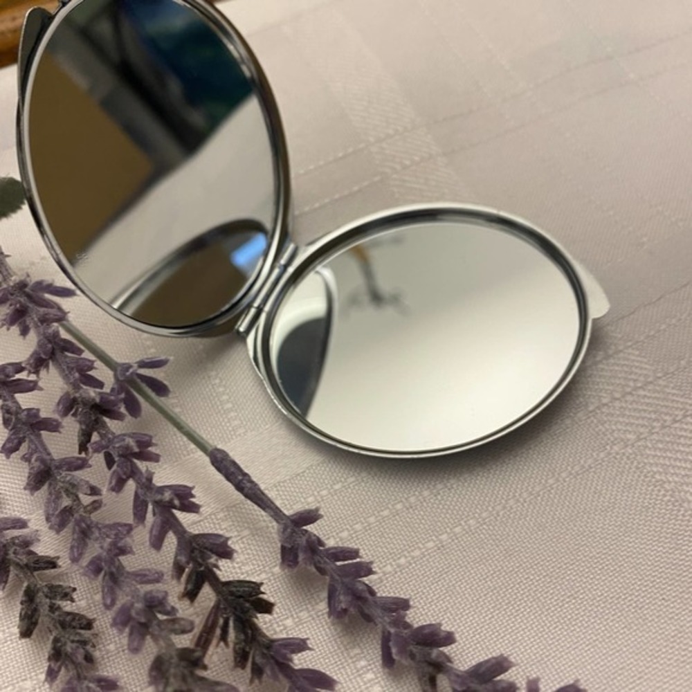 Compact Mirror Victorian Kiss - Picture 3 of 4